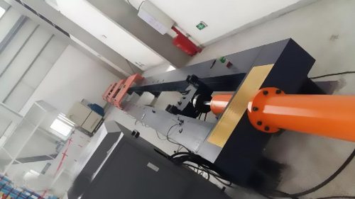 耐張線夾及接續(xù)金具握力實驗典型安置圖